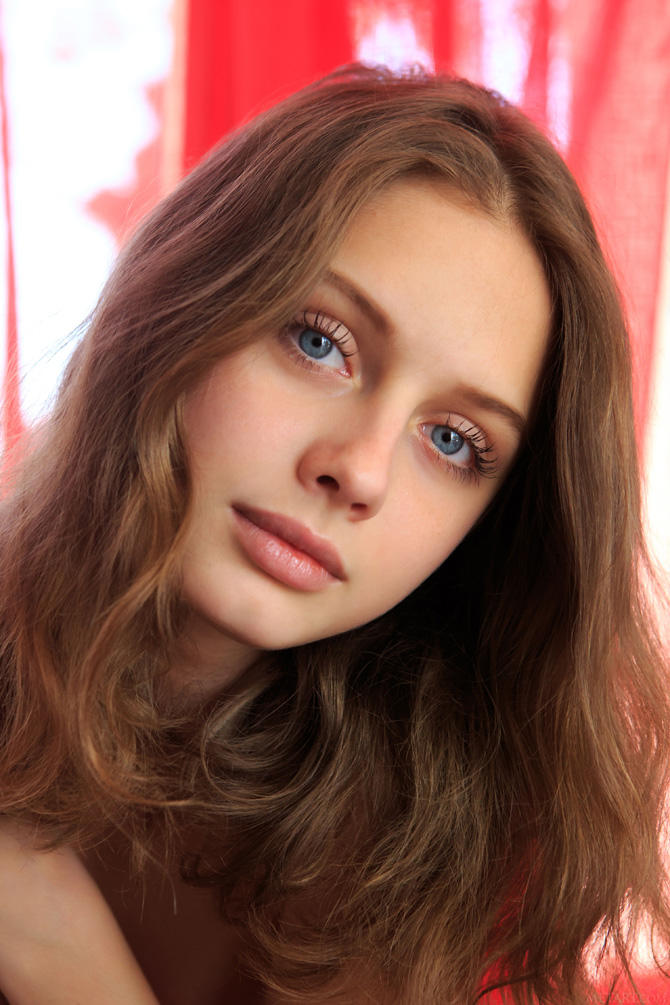 Фото голая артистка