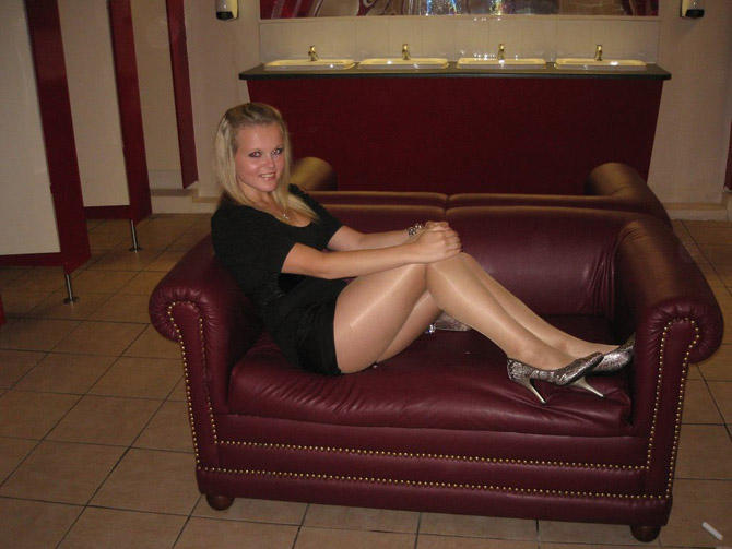 Любительские фото девушек домашние 147 штук