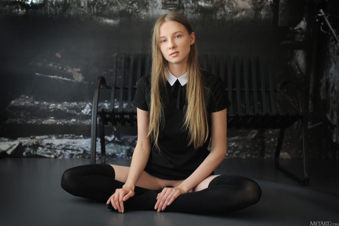 Голая Муза вдохновения для творчества