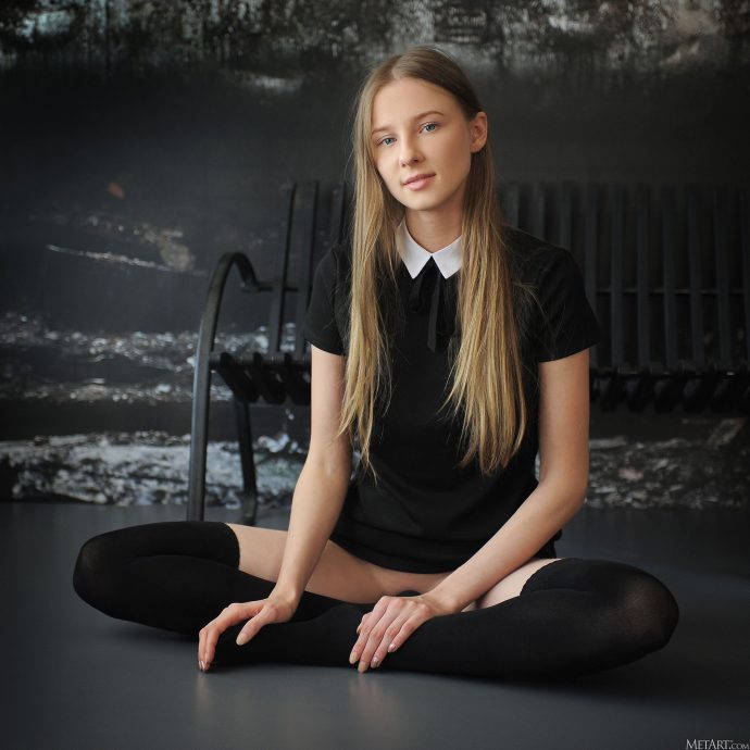 Голая Муза вдохновения для творчества