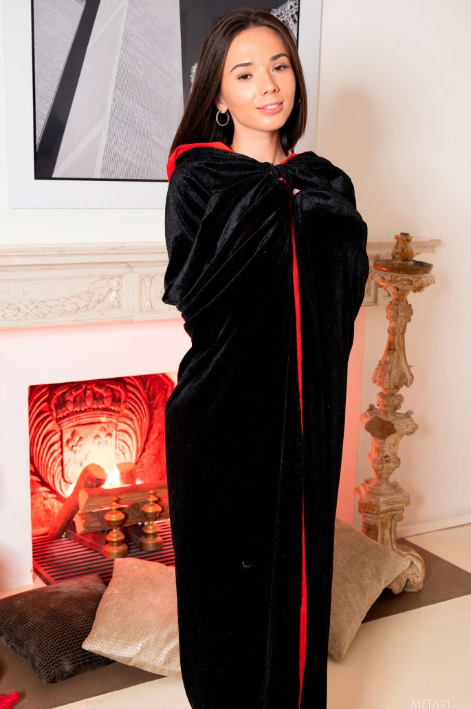 Секси румынка с розовой киской