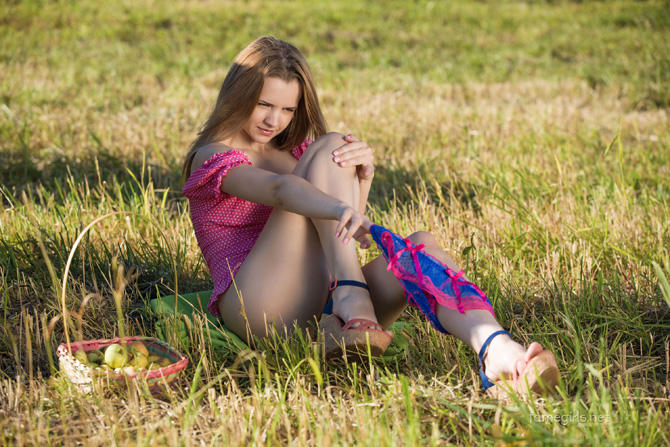 молодая пиздёнка