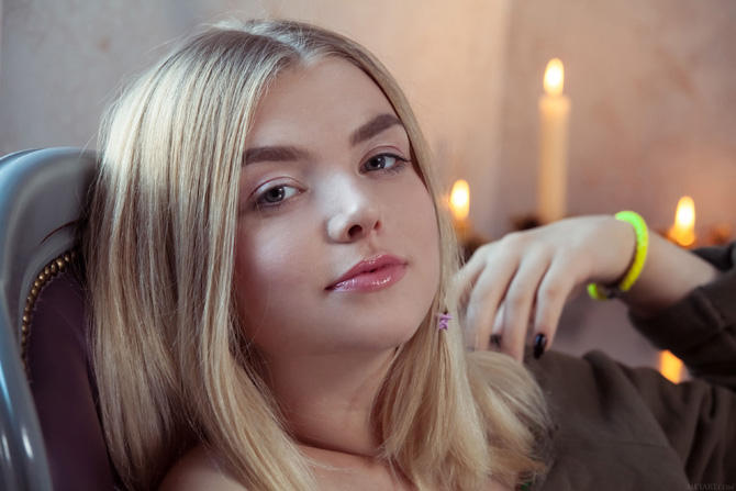 Фото голая баба с большими сиськами