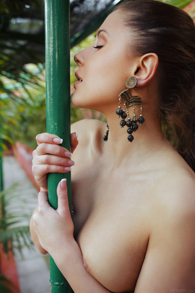 Молодая жопа