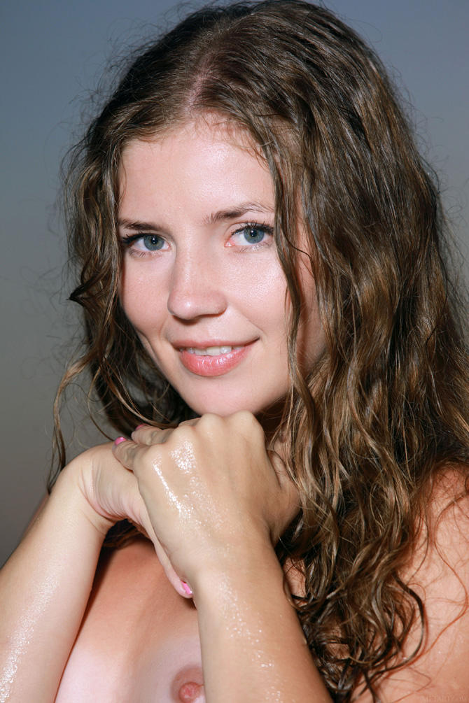 Голая Ирина