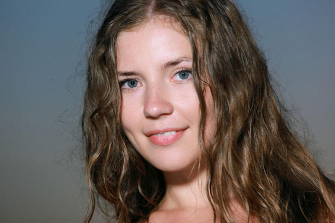 Голая Ирина