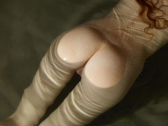 фото мокрая девушка