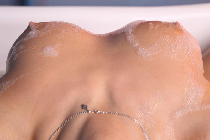 эротика в ванной